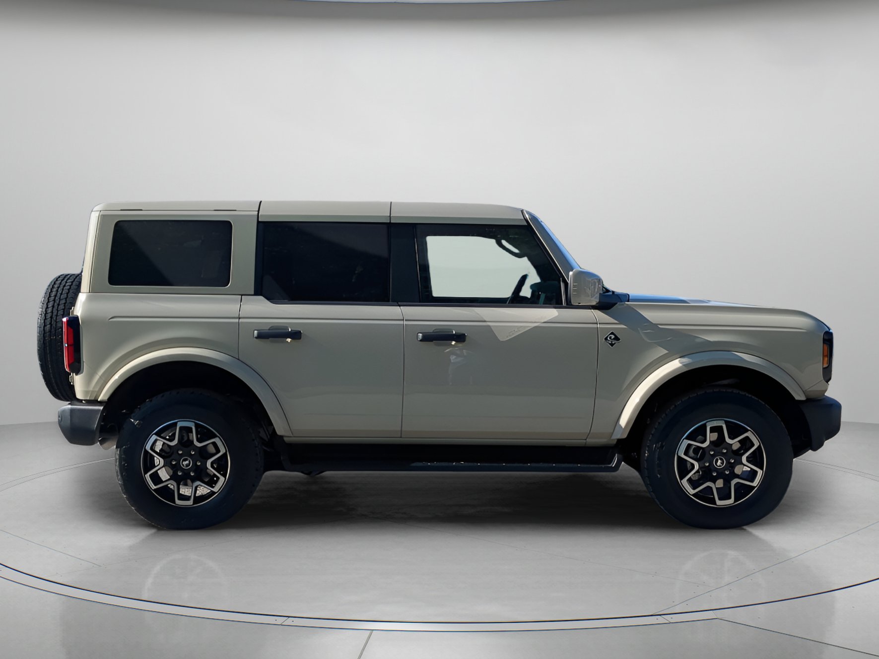 New 2026 Ford Bronco Outer Banks AWD/4WD image 42