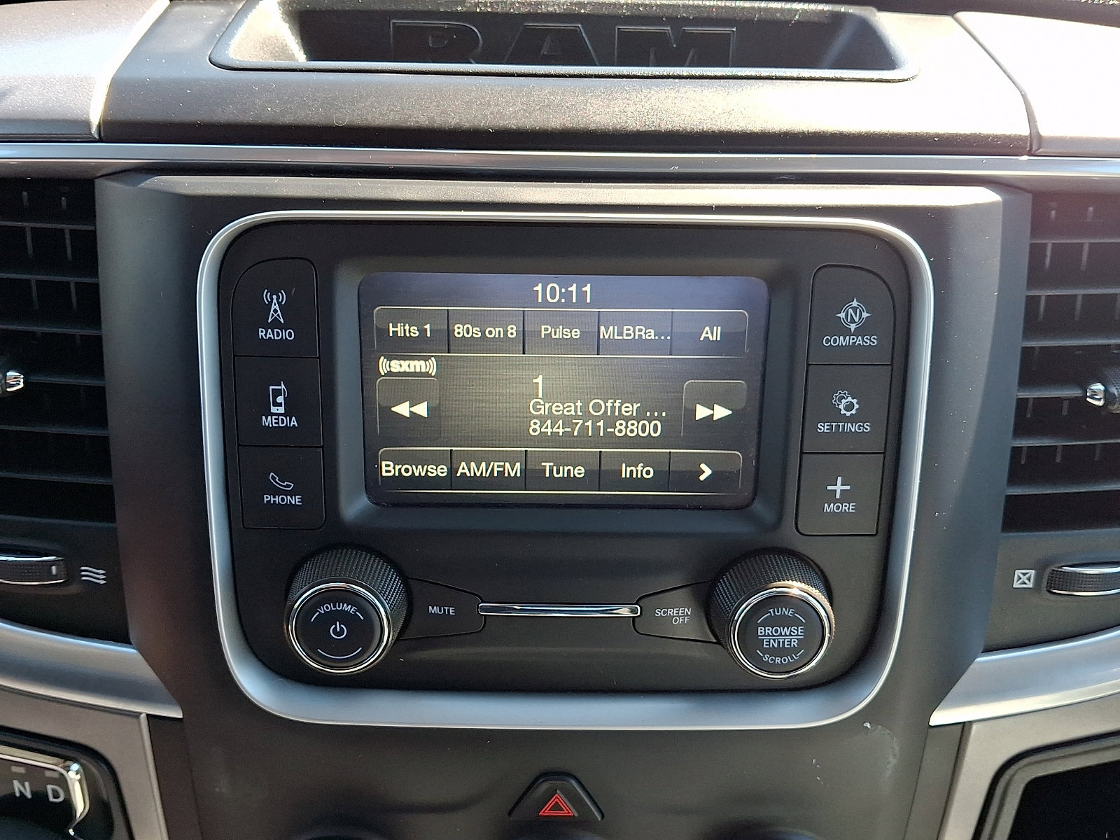Used 2024 RAM 1500 Classic SLT AWD/4WD image 16