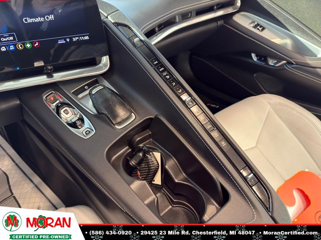 Used 2020 Chevrolet Corvette Stingray Convertible w/ 1LT image 23