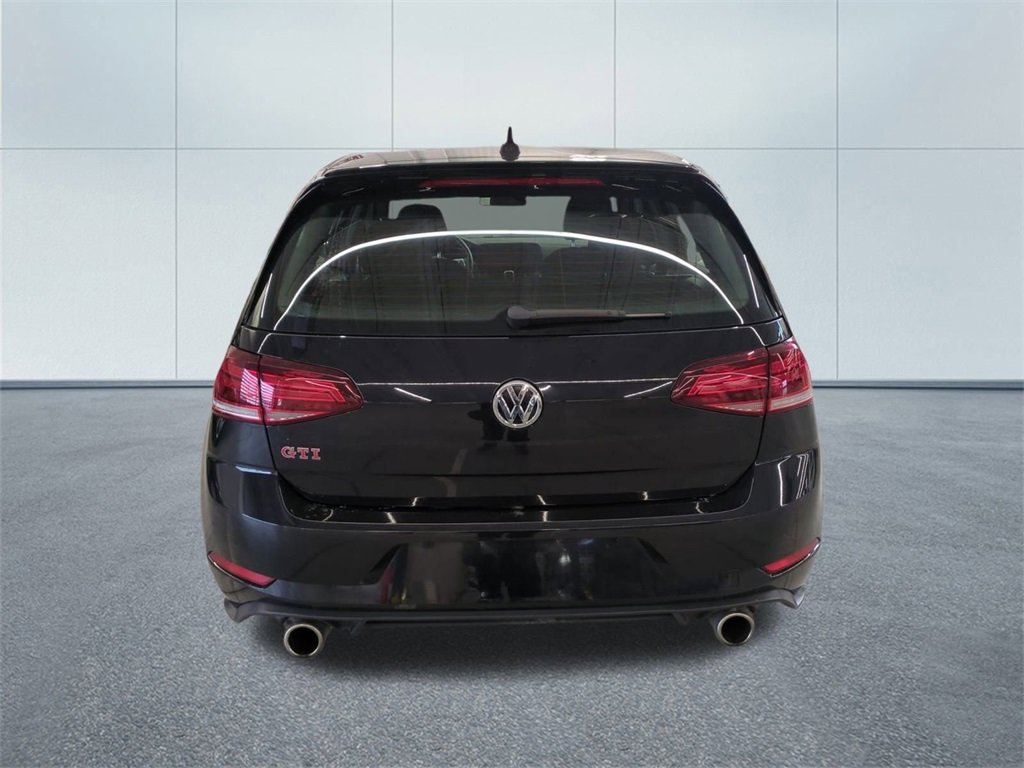 Used 2021 Volkswagen GTI SE image 4