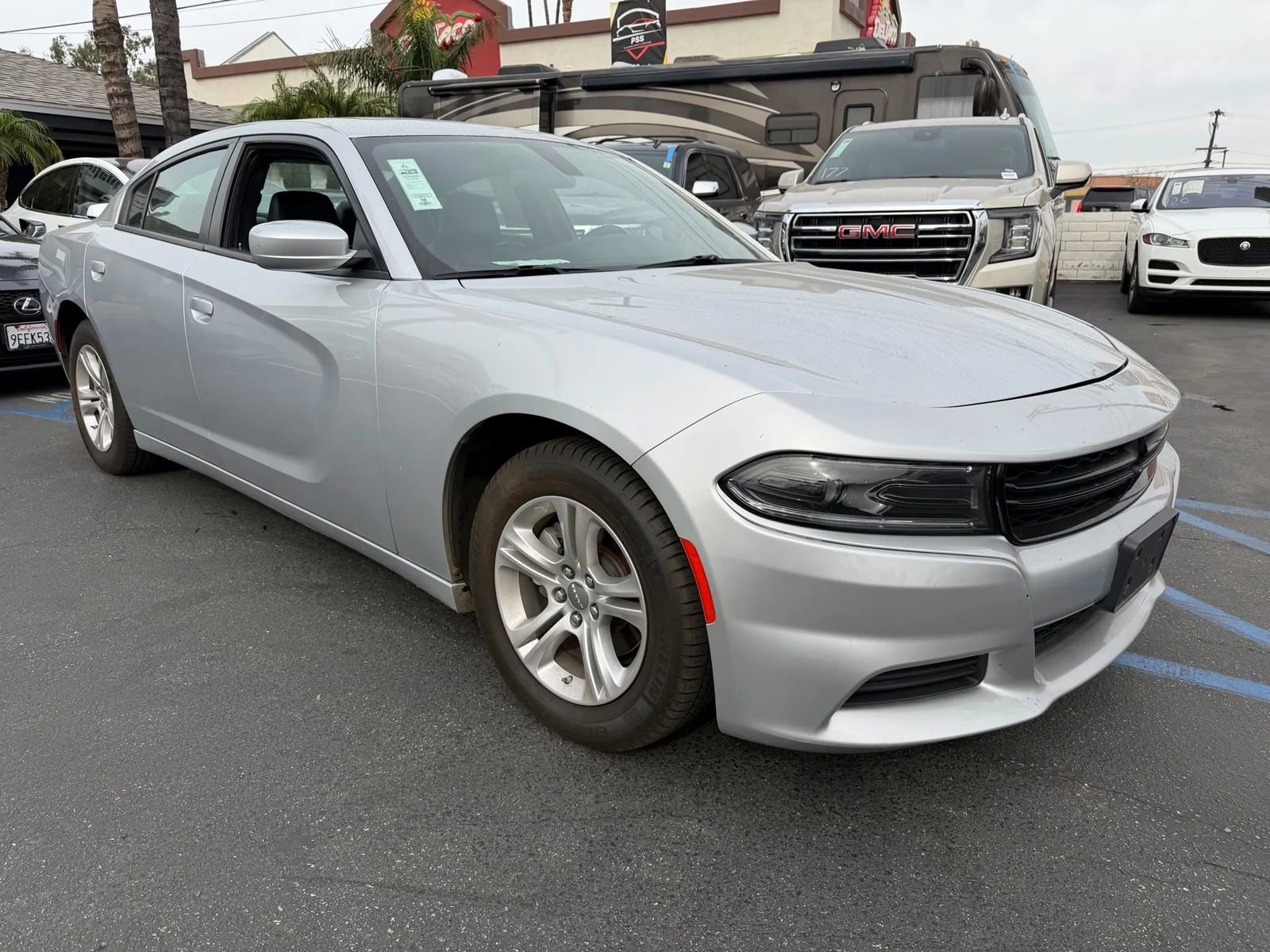 Used 2022 Dodge Charger SXT w/ Leather Interior Group image 1