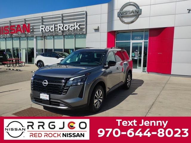 New 2026 Nissan Pathfinder SL w/ Cargo Package AWD/4WD image 1