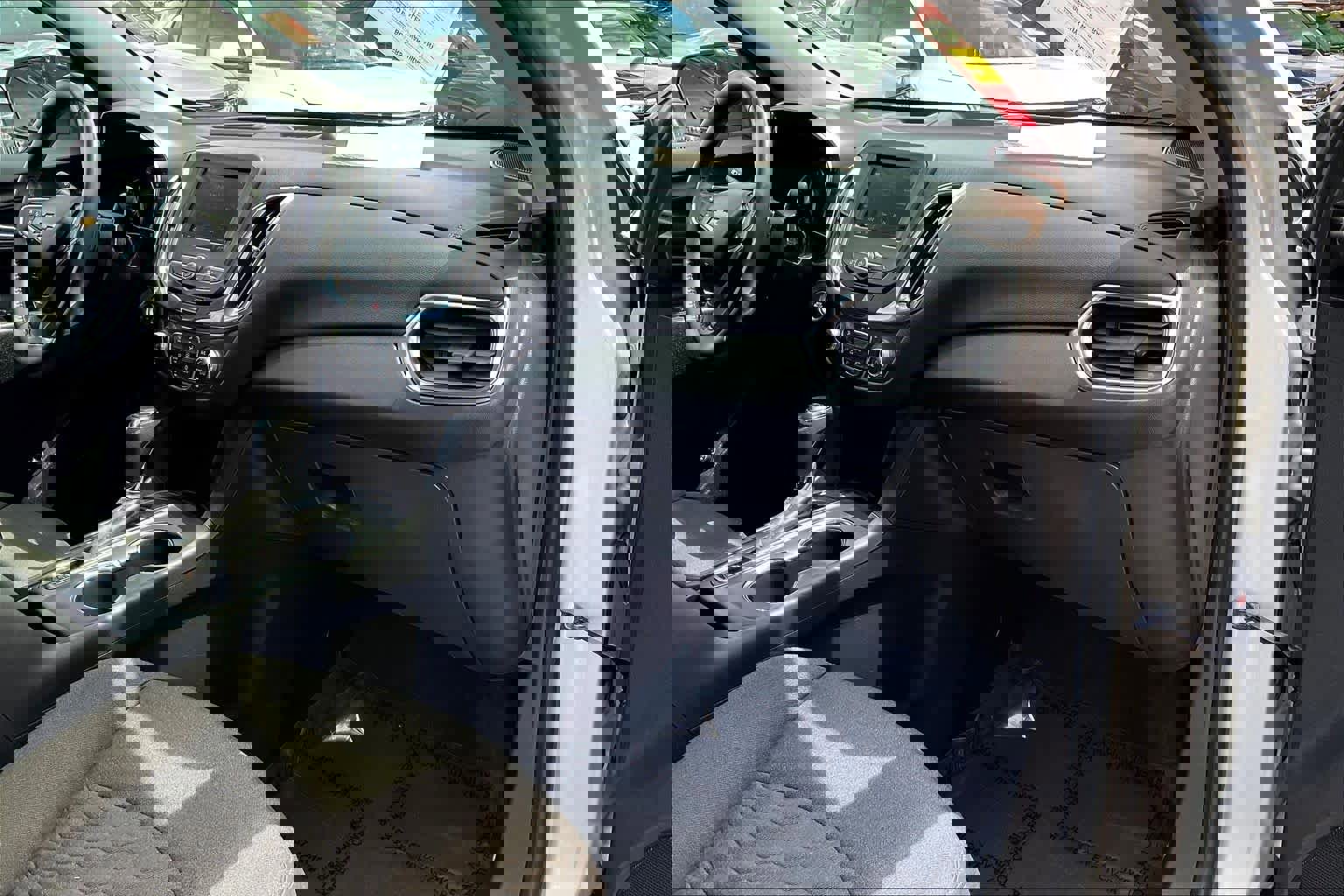 Used 2021 Chevrolet Equinox LT image 16