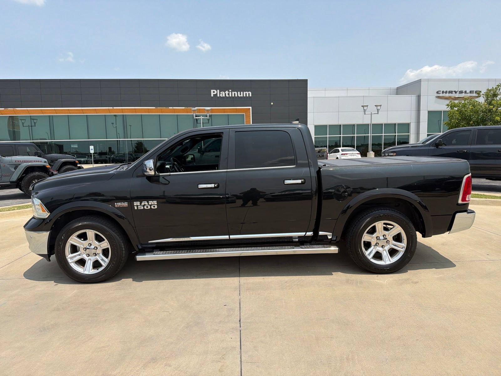 Used 2016 RAM 1500 Limited AWD/4WD image 2