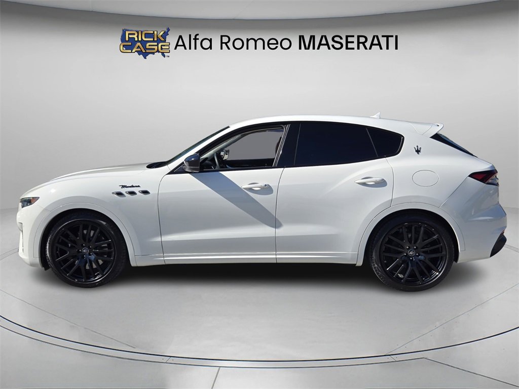 Used 2022 Maserati Levante Modena image 3