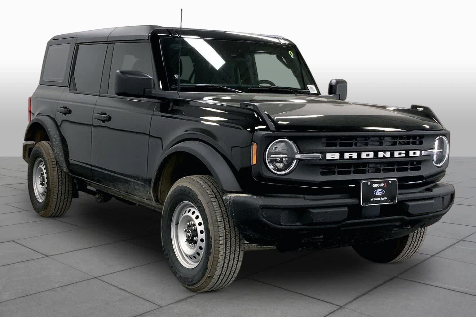 New 2026 Ford Bronco 4-Door AWD/4WD image 2