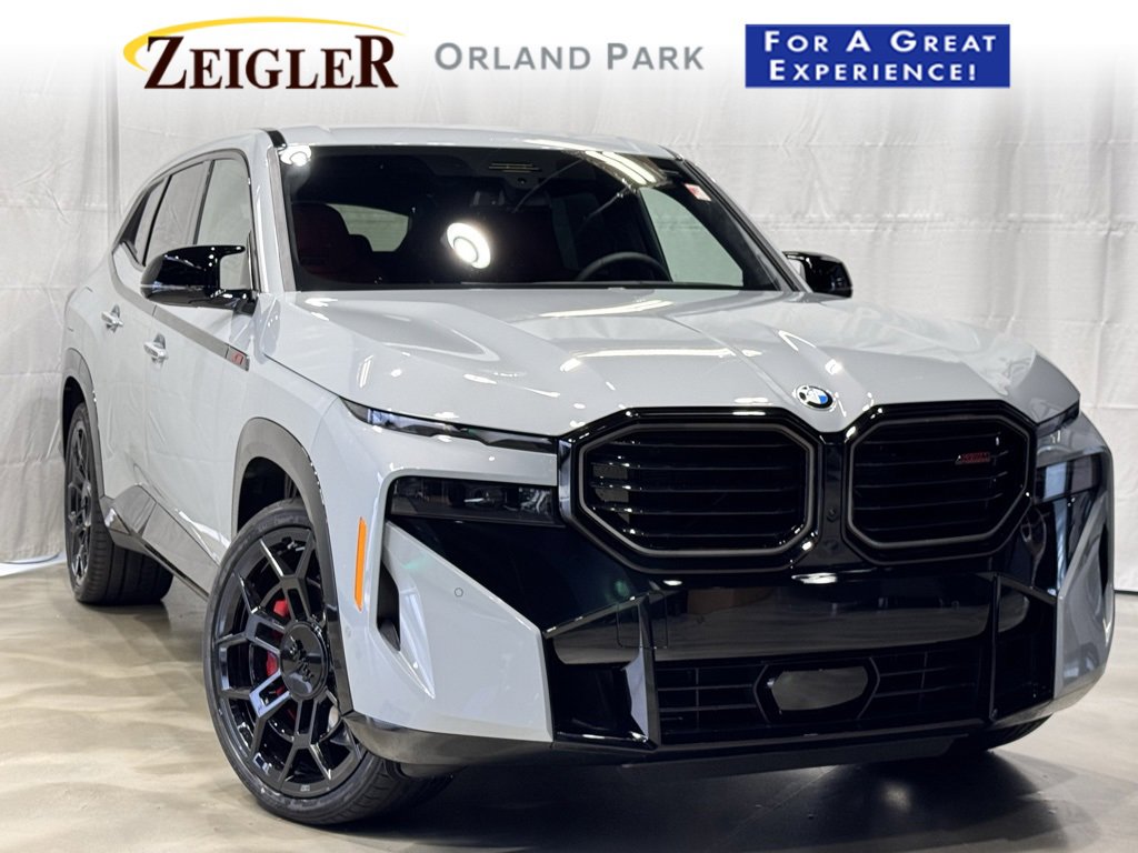 New 2026 BMW XM Label Red video 1