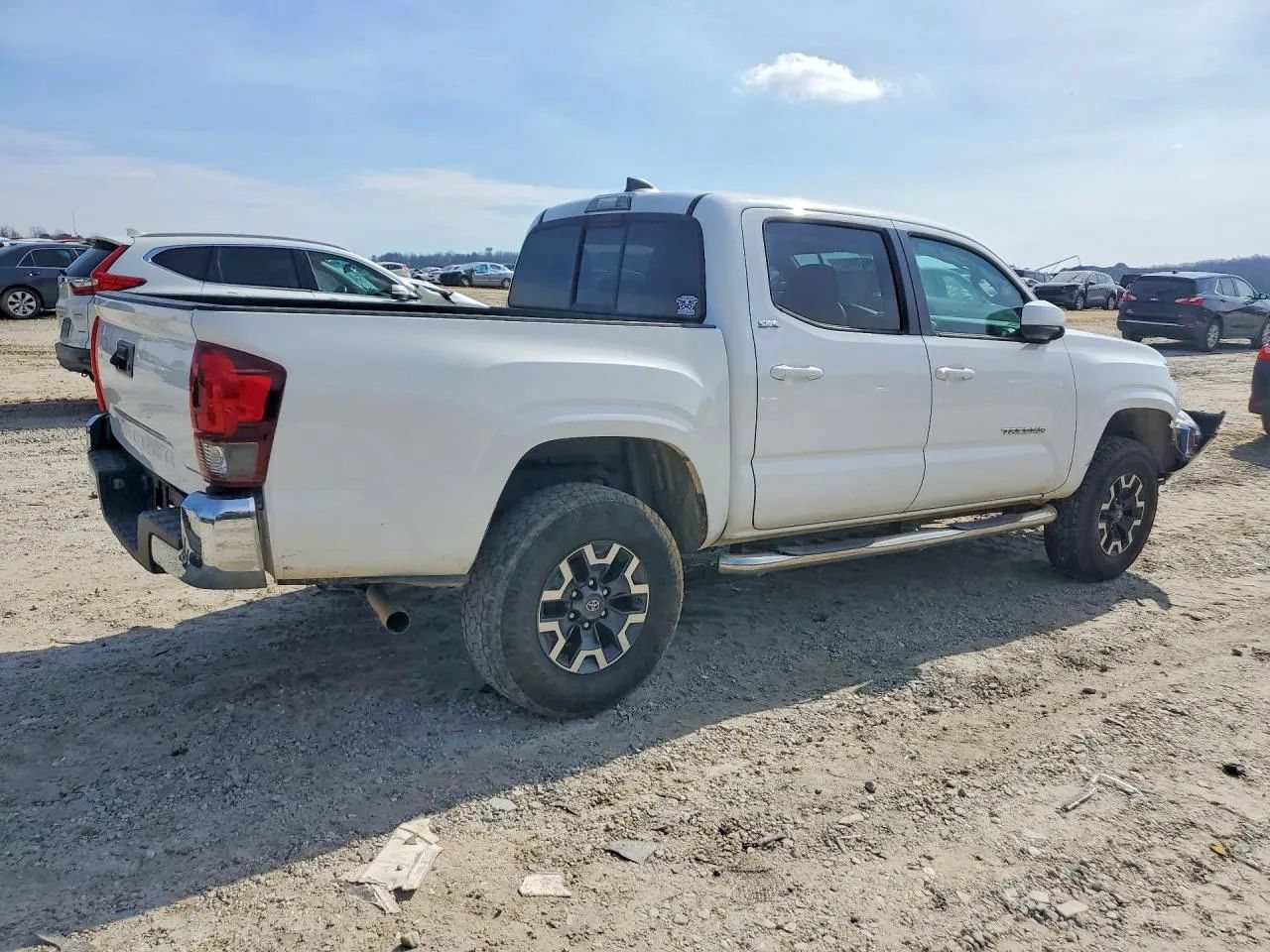 Used 2020 Toyota Tacoma SR5 RWD image 3