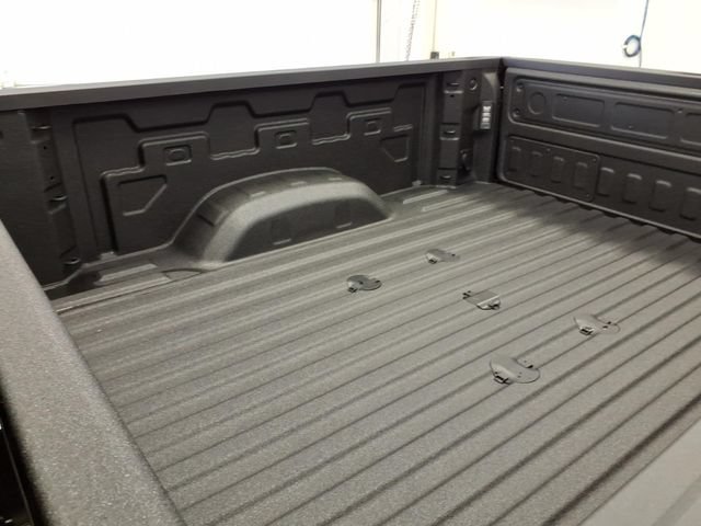 Used 2026 Chevrolet Silverado 2500 High Country w/ High Country Premium Package AWD/4WD image 18