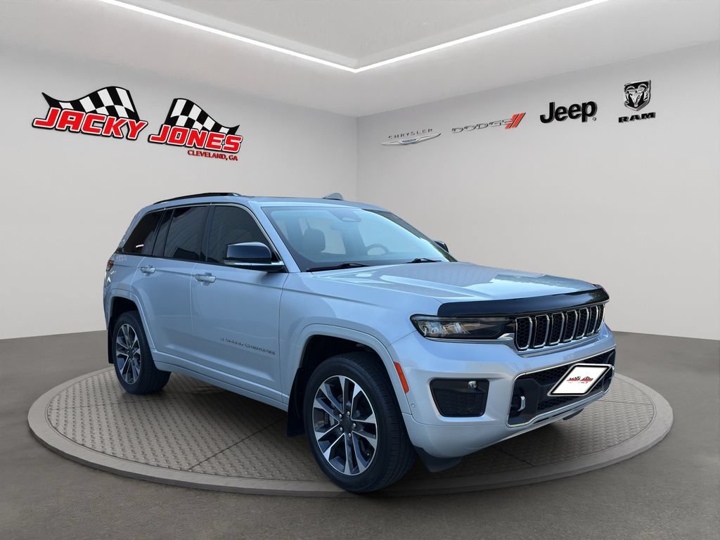 Used 2022 Jeep Grand Cherokee Overland RWD image 12