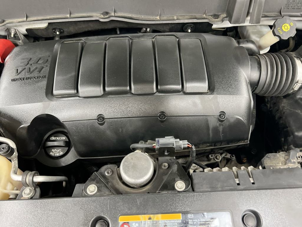 Used 2015 Chevrolet Traverse LS FWD image 25