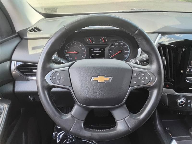 Used 2020 Chevrolet Traverse LT image 17