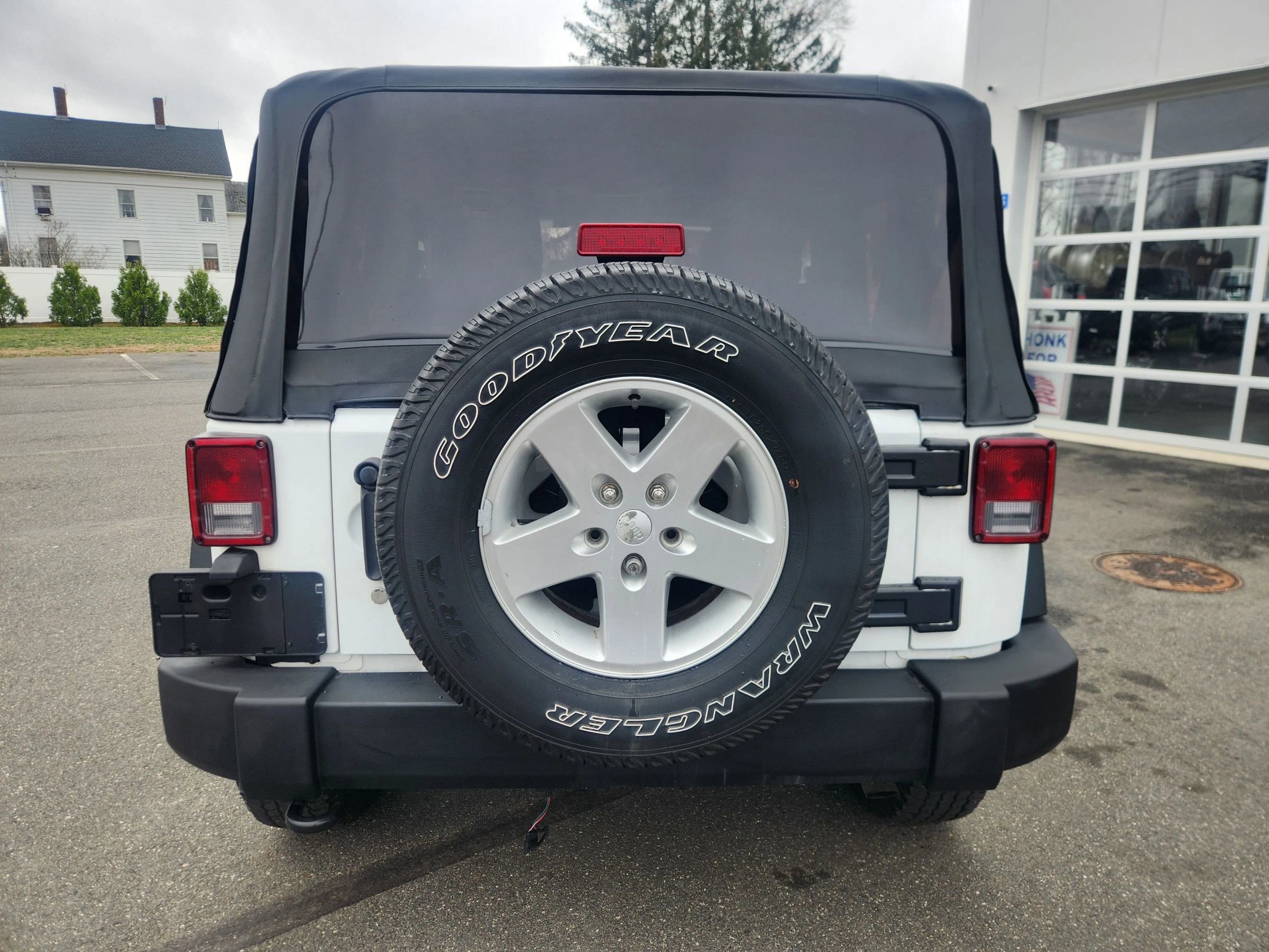 Used 2013 Jeep Wrangler Sport AWD/4WD image 14