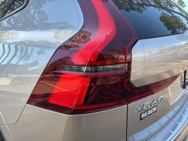 New 2026 Volvo XC60 B5 Plus w/ Protection Package Premier AWD/4WD image 13