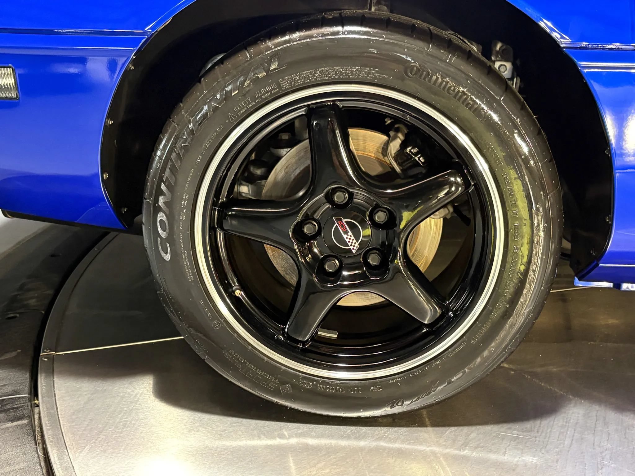 Used 1996 Chevrolet Corvette Convertible RWD image 5
