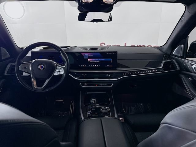 Used 2024 BMW ALPINA XB7 image 24