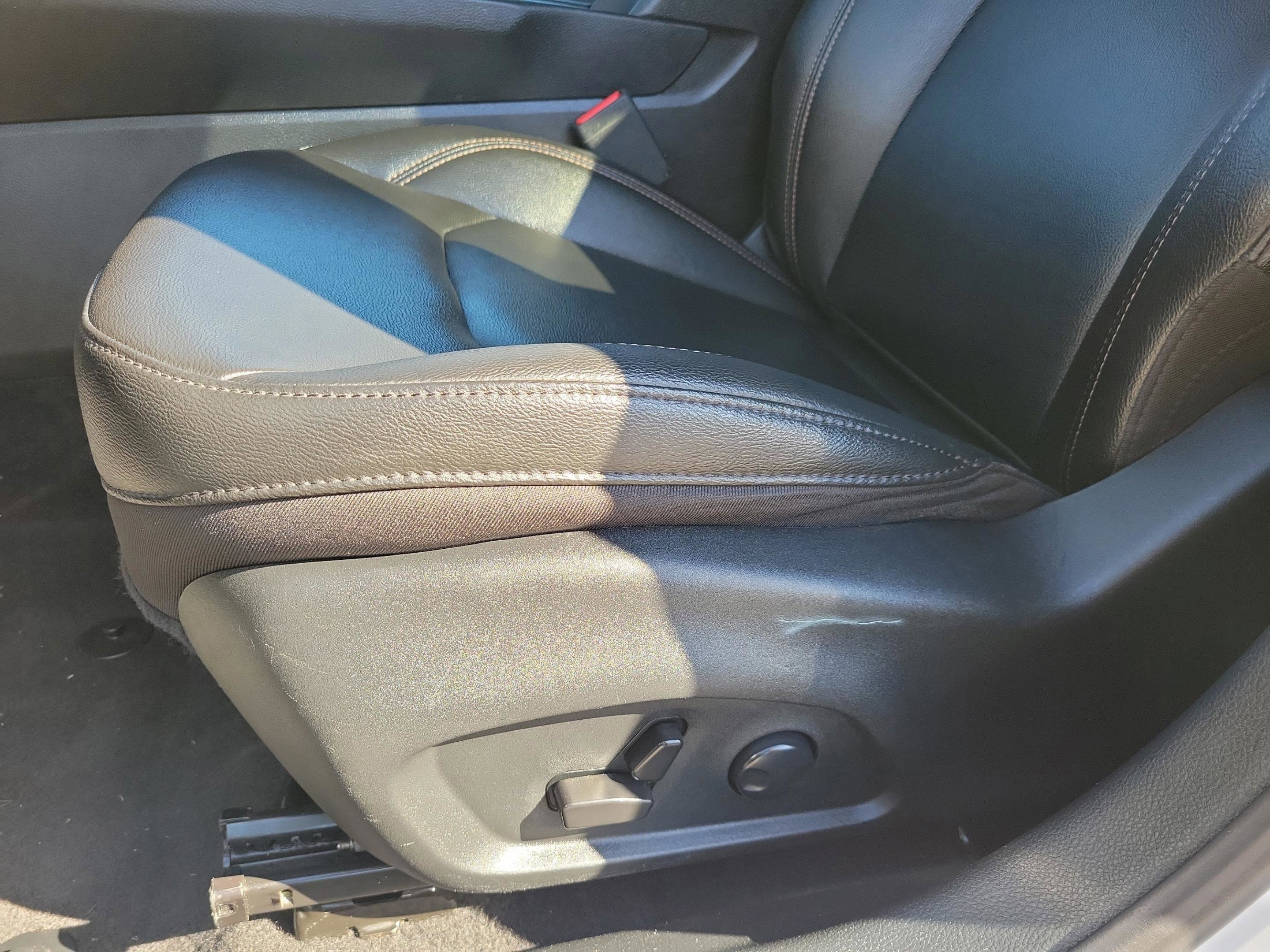 Used 2024 Jeep Compass Limited image 16