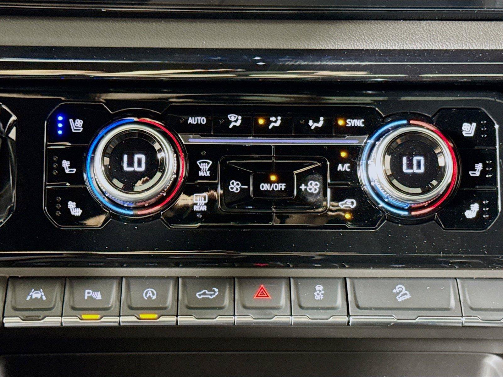 New 2026 GMC Sierra 1500 AT4 w/ AT4 Premium Package AWD/4WD image 10
