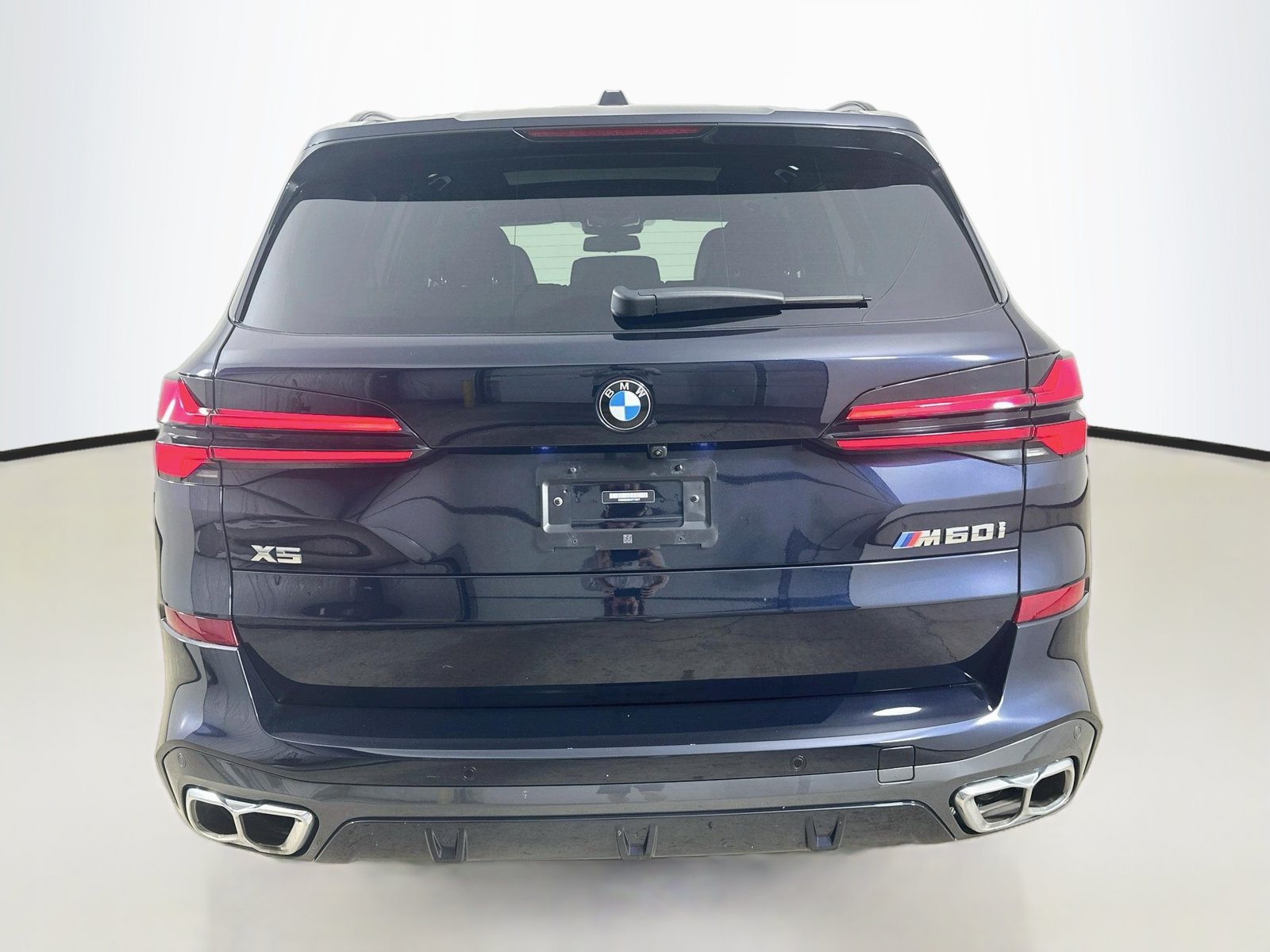 Used 2024 BMW X5 M60i w/ Climate Comfort Package AWD/4WD image 6