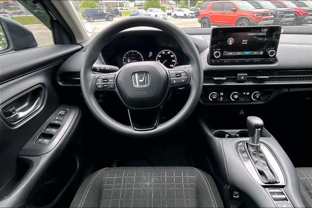 Used 2023 Honda HR-V LX image 8