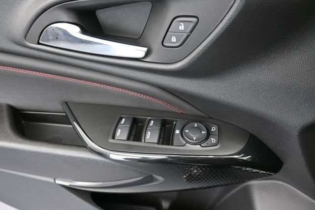 New 2026 Chevrolet Trax RS w/ Driver Confidence Package FWD image 33