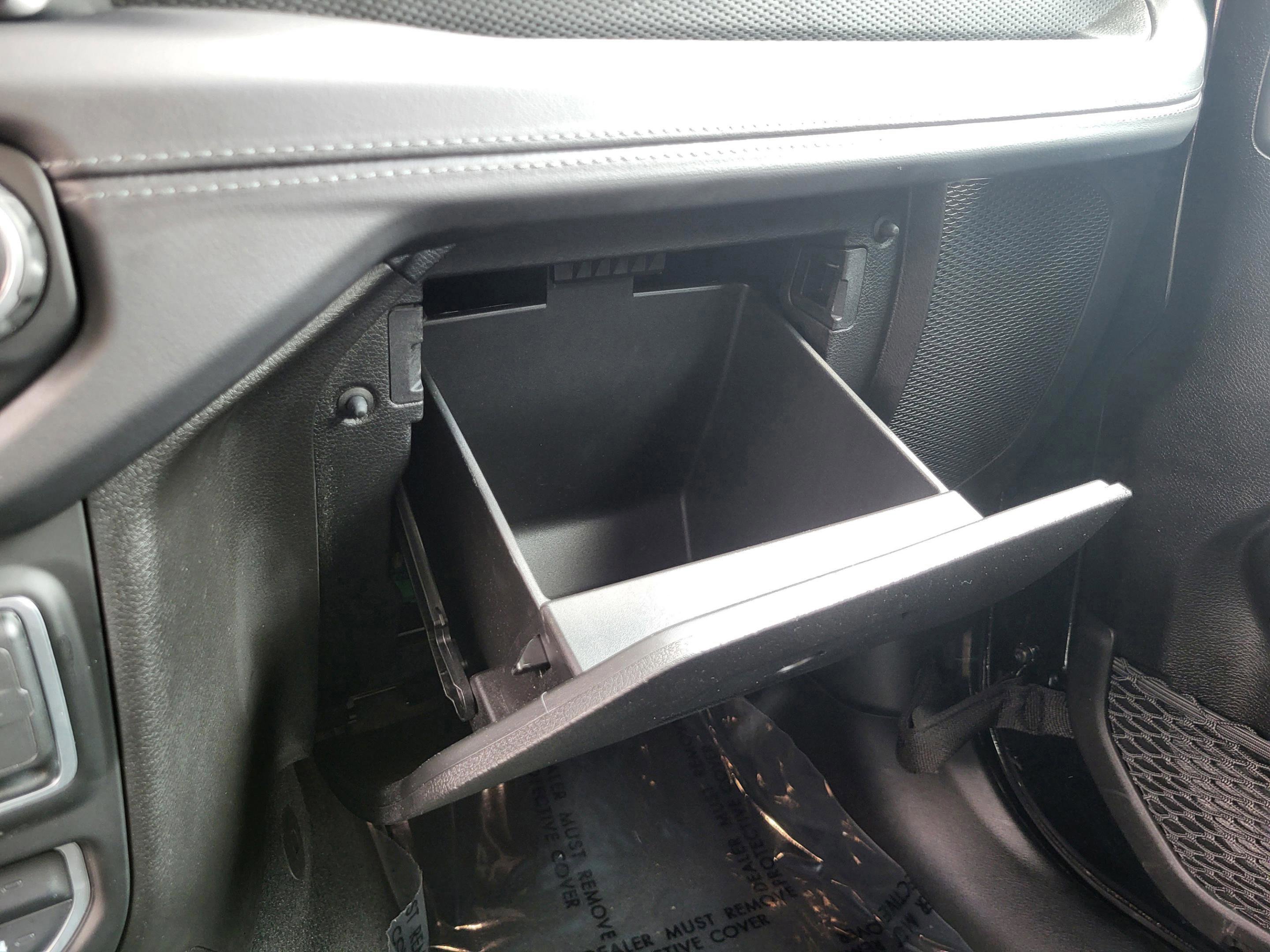 Used 2025 Jeep Wrangler Unlimited Rubicon 4xe w/ Convenience Group image 28