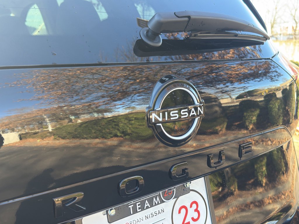 New 2026 Nissan Rogue SV image 14