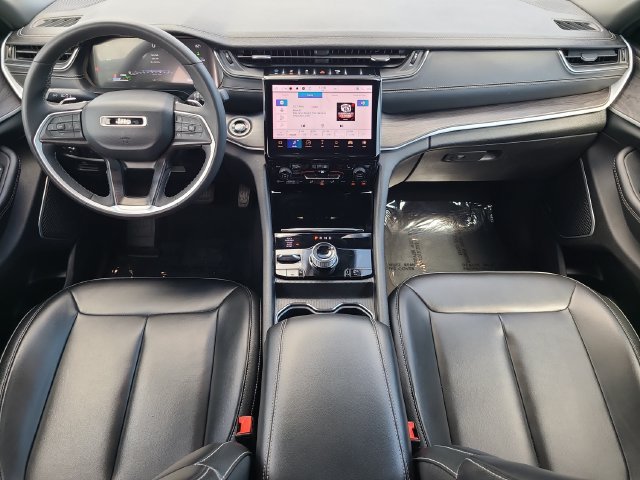 Used 2024 Jeep Grand Cherokee Limited 4xe AWD/4WD image 15