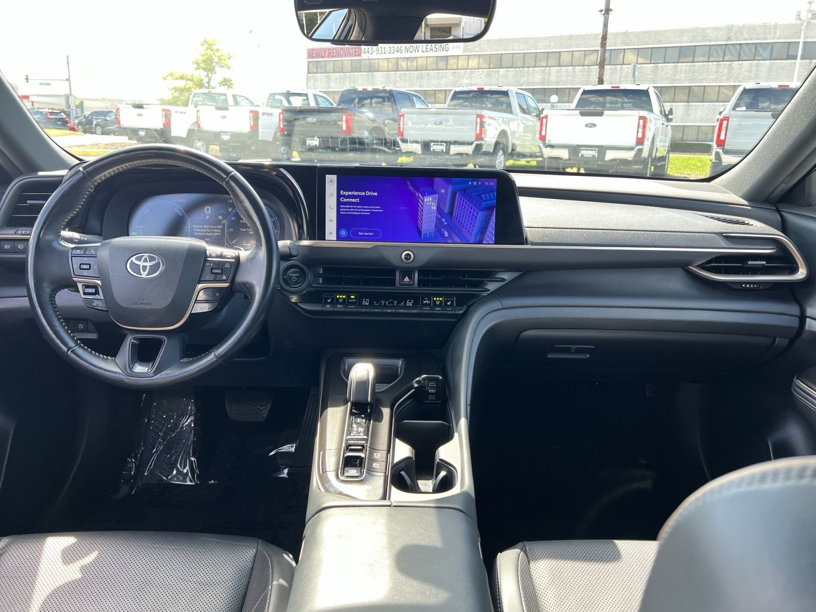 Used 2025 Toyota Crown Signia AWD/4WD image 22