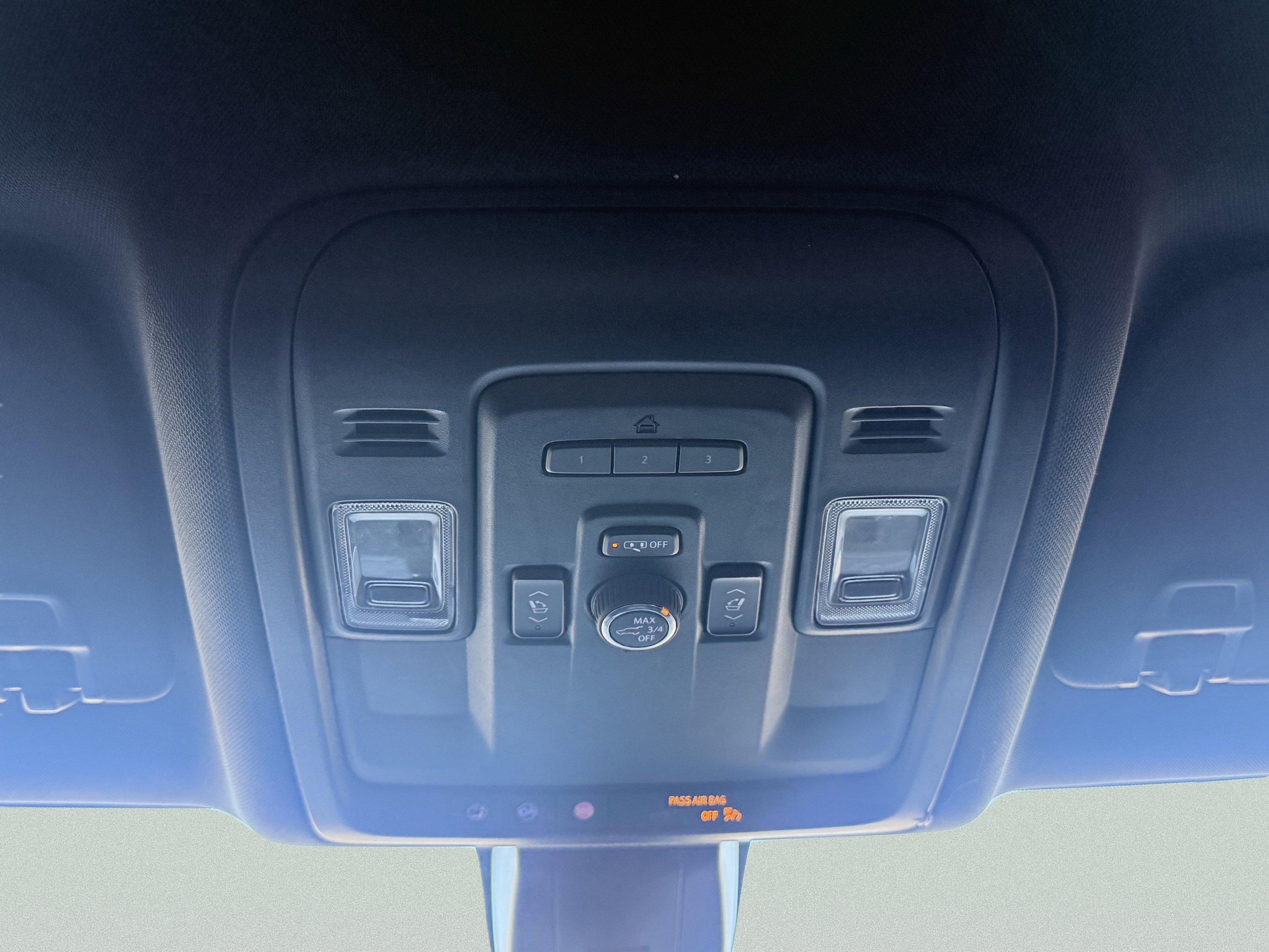 Used 2021 Chevrolet Suburban RST w/ Luxury Package image 48