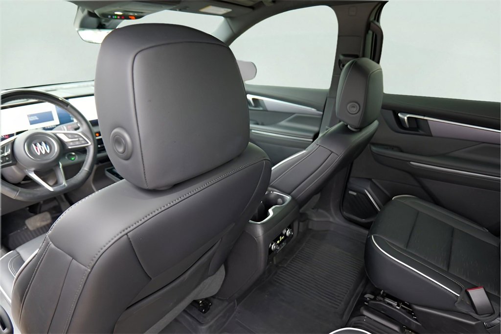 New 2026 Buick Enclave Sport Touring w/ Super Cruise Package image 22
