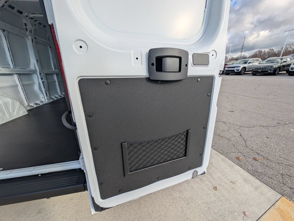 New 2026 RAM ProMaster 3500 w/ Convenience Group FWD image 42