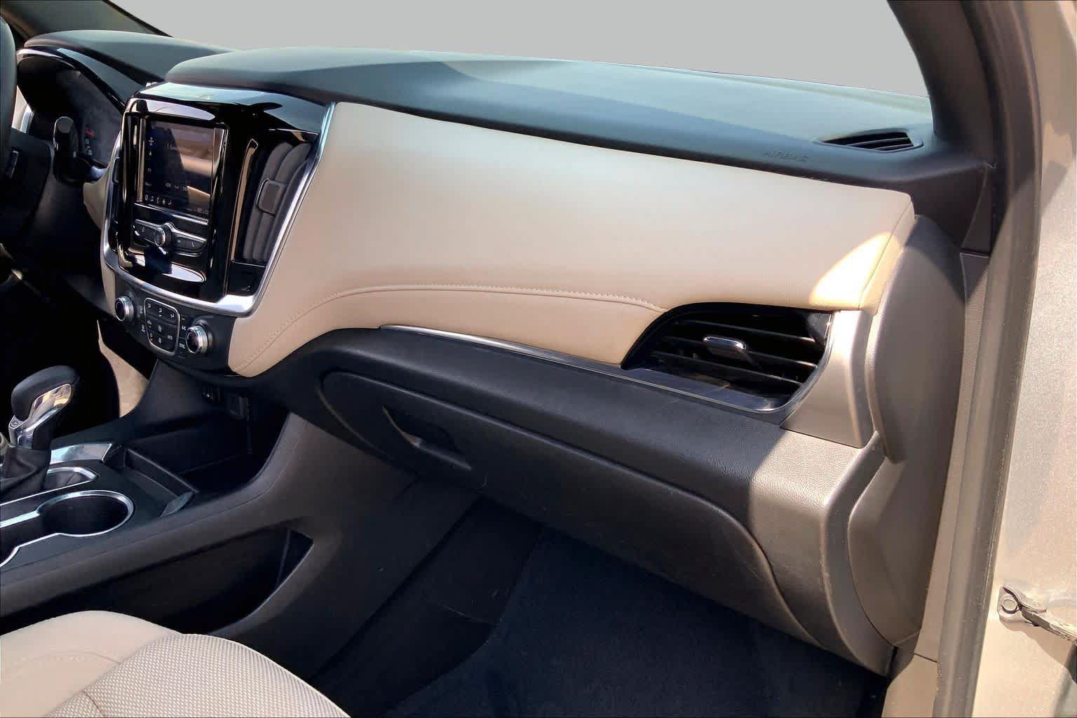 Used 2023 Chevrolet Traverse LS w/ Safety Package FWD image 19