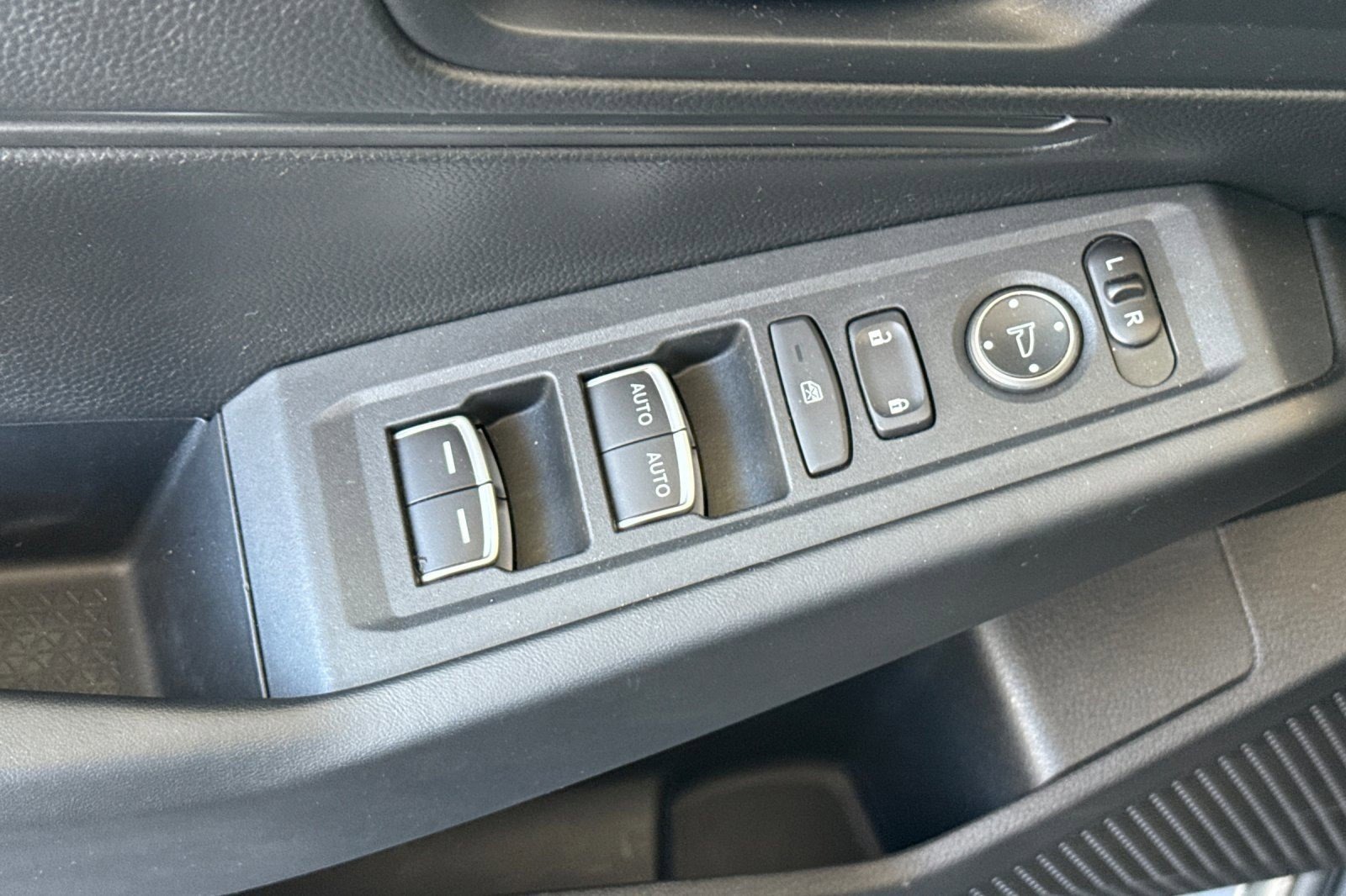 Certified 2024 Honda Accord LX image 13