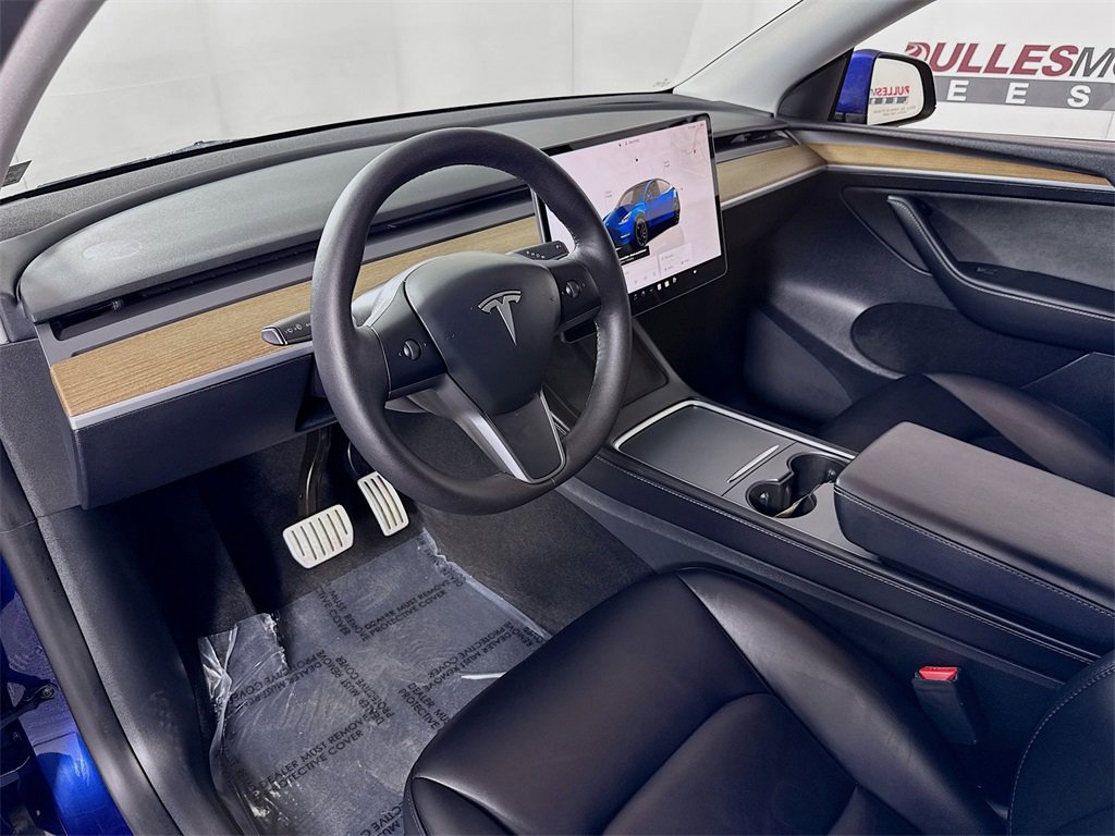 Used 2023 Tesla Model Y Performance image 9