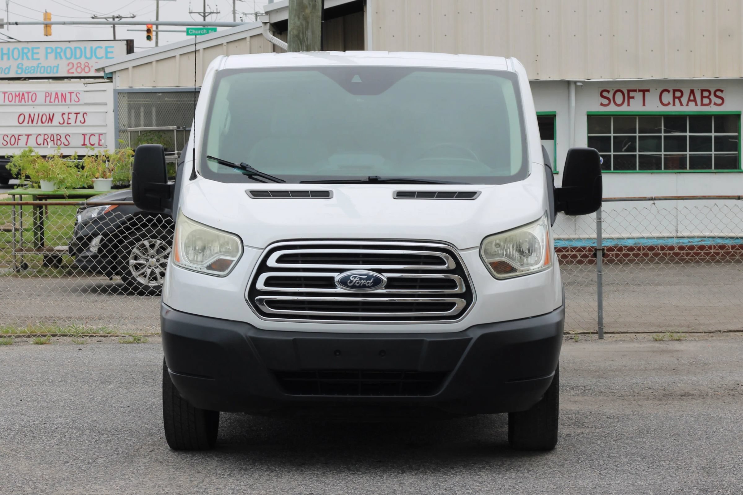 Used 2015 Ford Transit 350 XLT RWD image 2