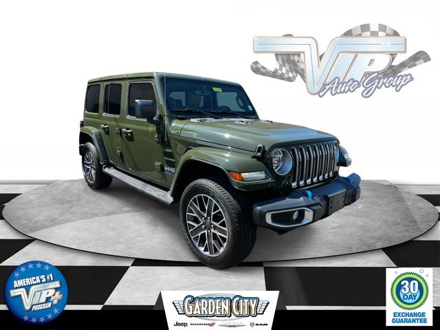 Used 2023 Jeep Wrangler Unlimited Sahara w/ Cold Weather Group AWD/4WD image 1