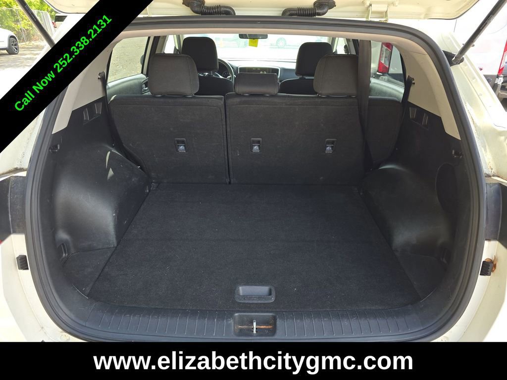 Used 2021 Kia Sportage LX image 5