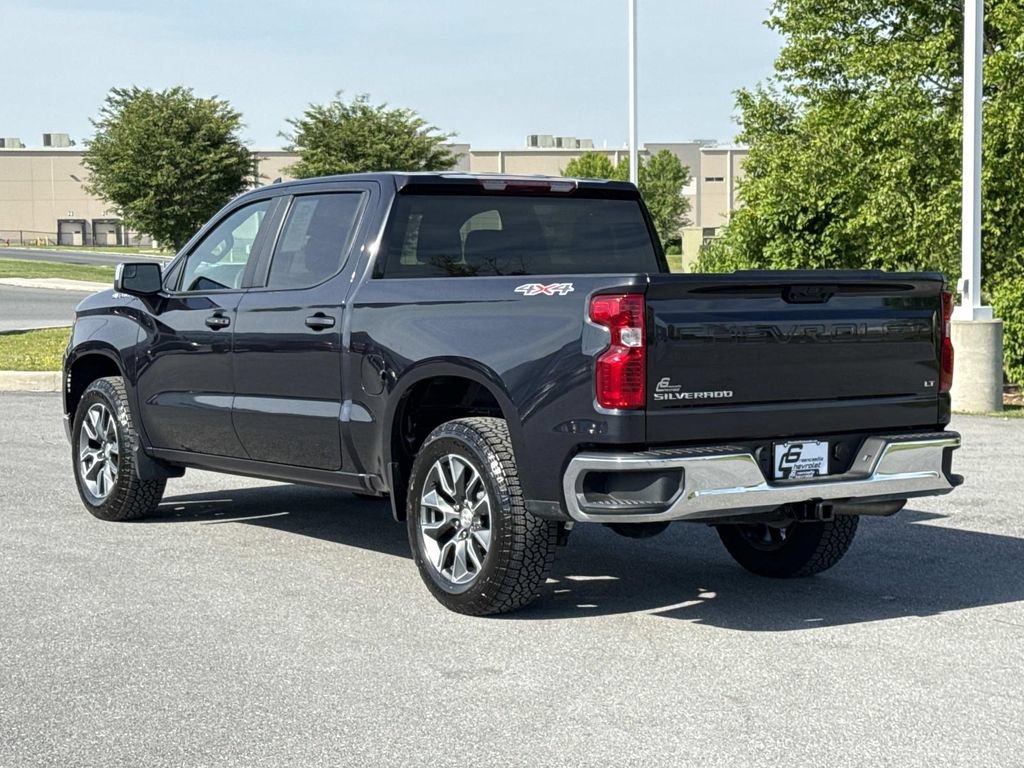 Used 2023 Chevrolet Silverado 1500 LT AWD/4WD image 27