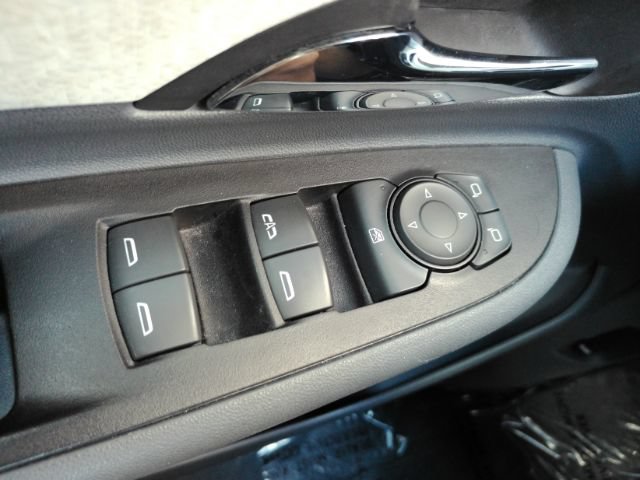 Used 2019 Chevrolet Bolt LT FWD image 30