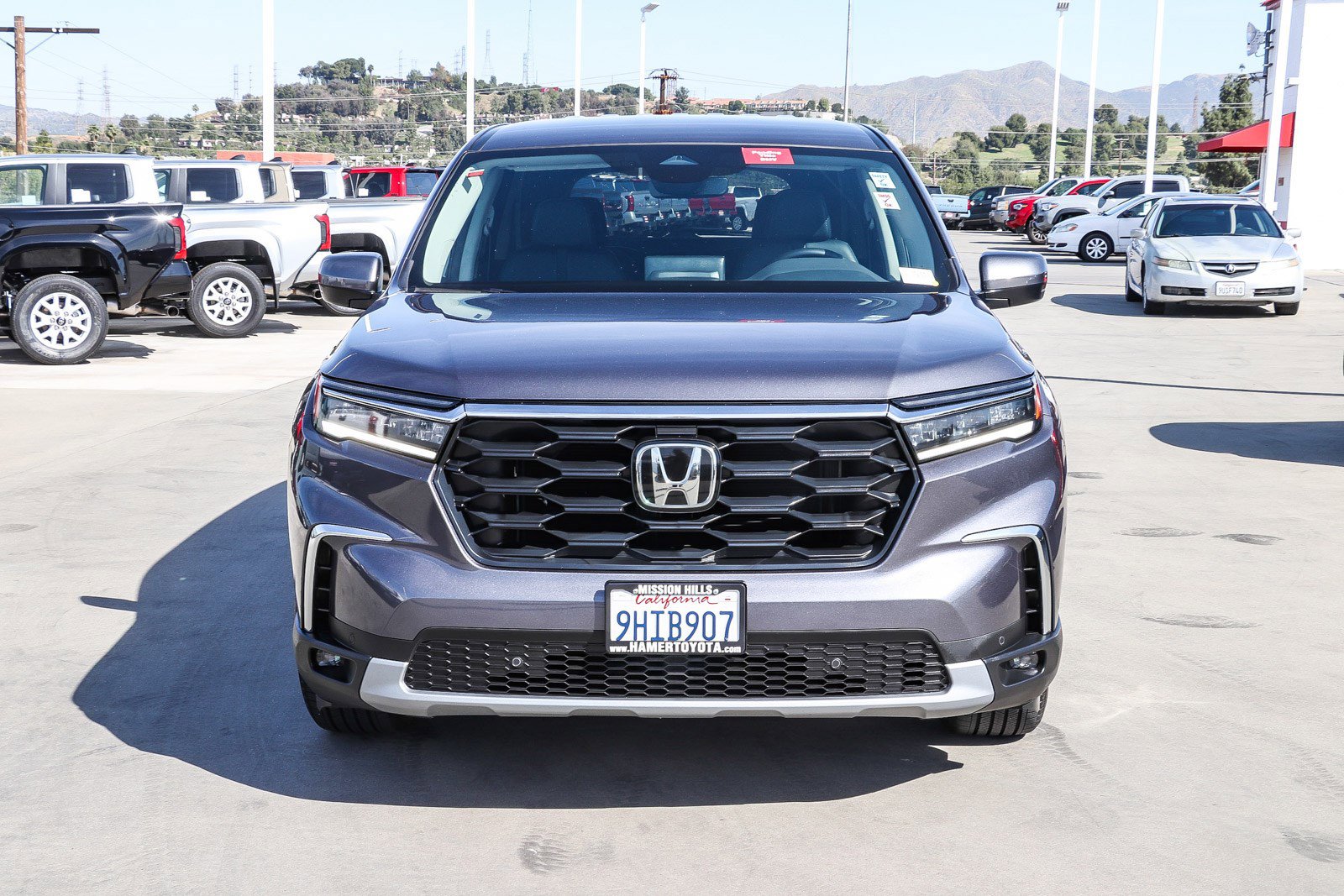 Used 2024 Honda Pilot EX-L image 2