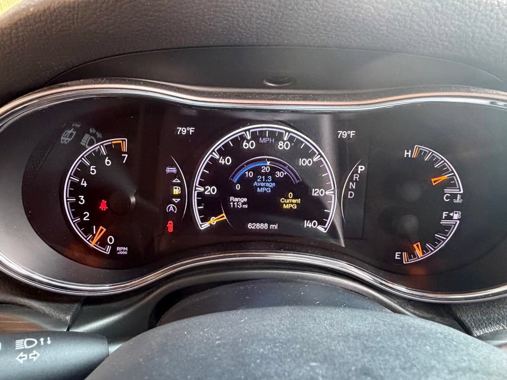 Used 2021 Jeep Grand Cherokee Laredo AWD/4WD image 32