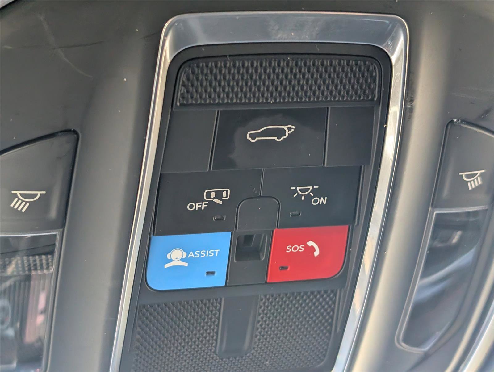 Used 2022 Jeep Grand Cherokee Trailhawk w/ ADV Protech Group II image 36