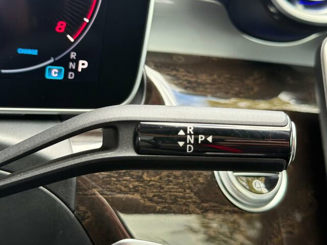 Certified 2025 Mercedes-Benz C 300 Sedan w/ Exclusive Trim Package image 27