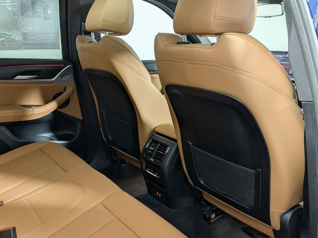 Certified 2024 BMW X3 xDrive30i w/ Premium Package image 38