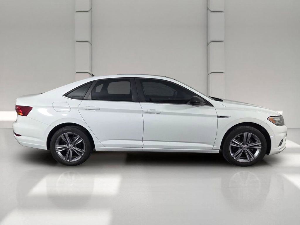 Used 2019 Volkswagen Jetta R-Line FWD image 4