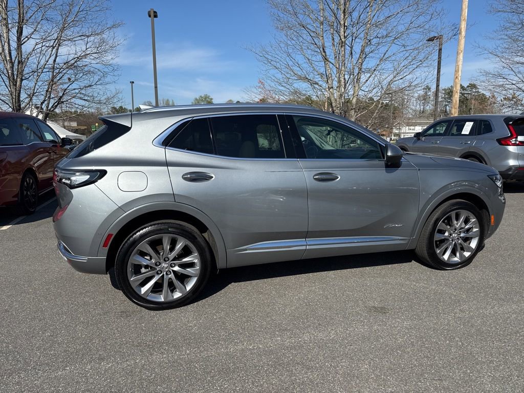 Used 2023 Buick Envision Avenir image 9