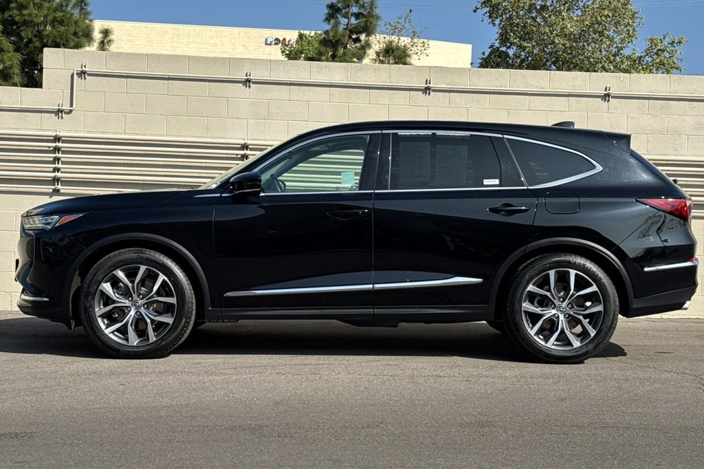 Certified 2023 Acura MDX FWD w/ Technology Package image 10