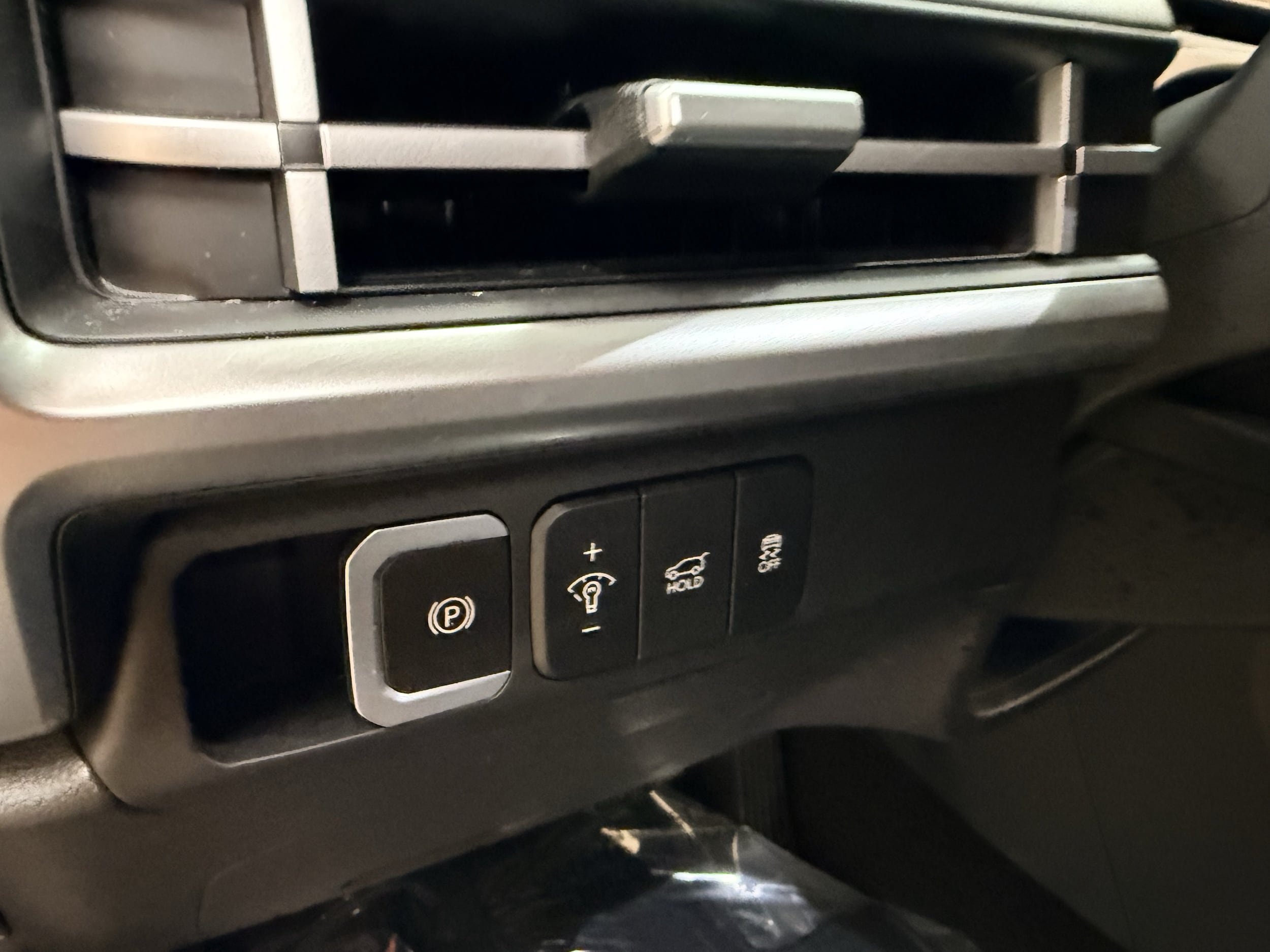 Used 2025 Hyundai Santa Fe SEL AWD/4WD image 26