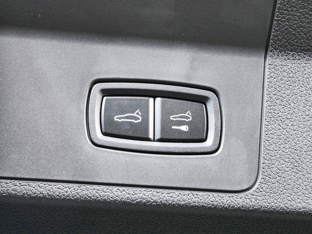 New 2026 Porsche Panamera 4 AWD/4WD image 32
